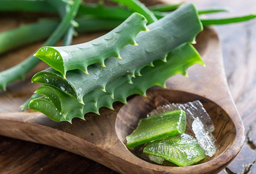 بهبود رشد مژه با آلوورا